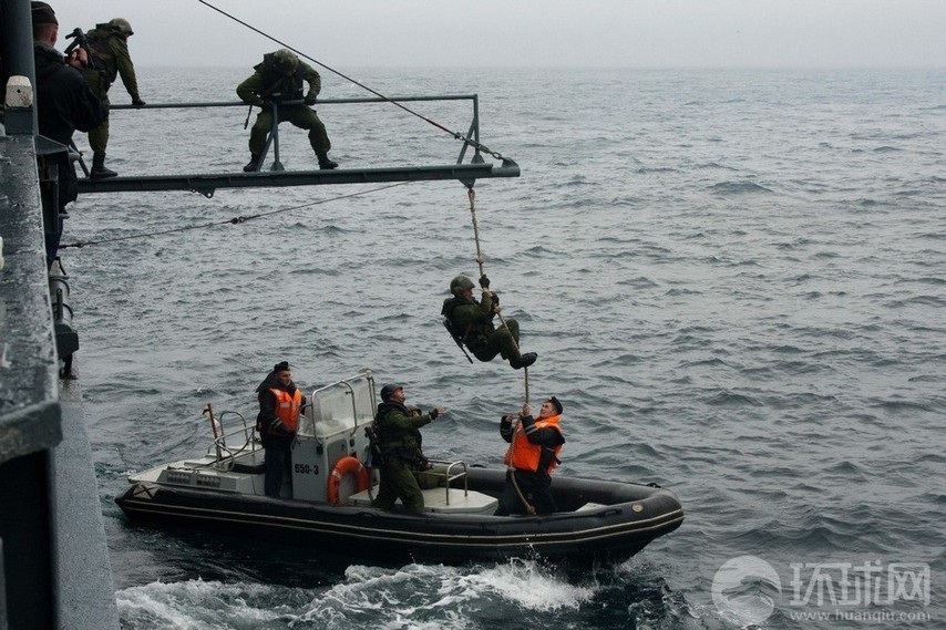 高清：實(shí)拍俄羅斯海軍各型艦艇大洋巡航