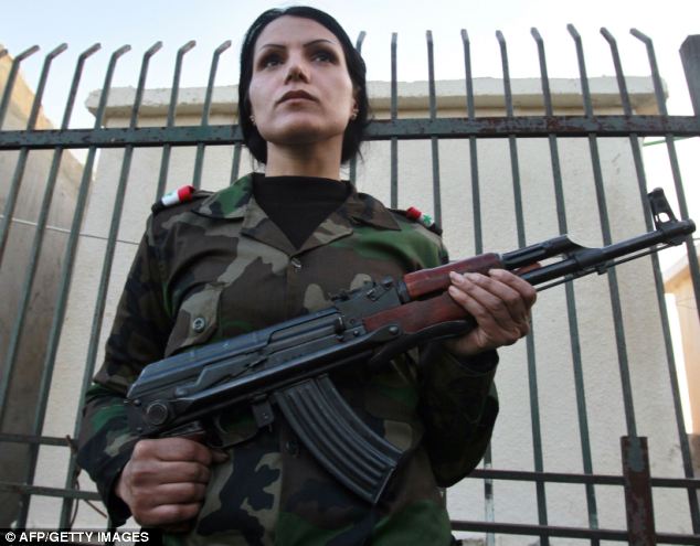 敘利亞招募500名女兵組建“國防雌獅”部隊(duì)
