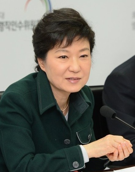 樸槿惠反對(duì)李明博特赦計(jì)劃 恐激化政府新舊勢(shì)力矛盾