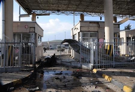 敘反對(duì)派宣稱奪取最大水電站 土敘邊境汽車(chē)爆炸13人死亡