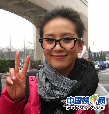 李小璐楊冪萌過(guò)90后楊紫 明星裝嫩自拍秘籍