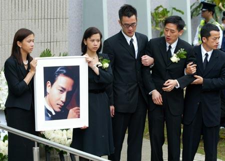 張國(guó)榮驚世訊息將公開(kāi) 張國(guó)榮死亡照片曝光(組圖)
