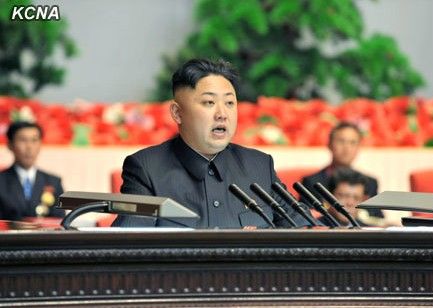 朝鮮時(shí)隔10年召開輕工業(yè)大會(huì) 金正恩出席