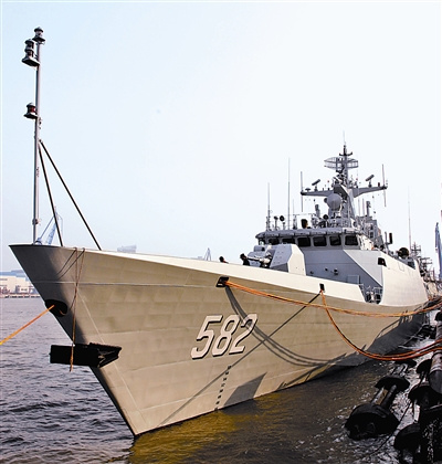 專家解讀國產(chǎn)新型護衛(wèi)艦：電磁兼容和隱身性能突出