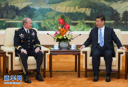 習(xí)近平會(huì)見(jiàn)美軍參聯(lián)會(huì)主席鄧普西