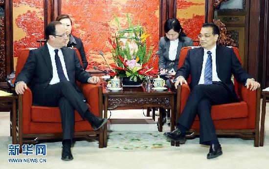 李克強(qiáng)會(huì)見法國(guó)總統(tǒng)奧朗德