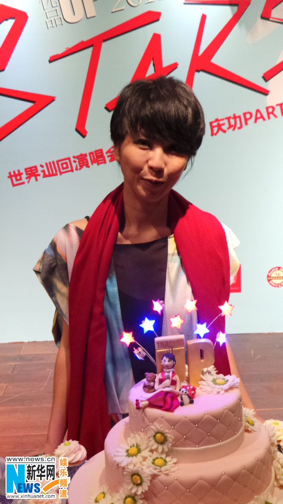 許茹蕓個(gè)唱上座率創(chuàng)新高 慶功宴談17年感受落淚