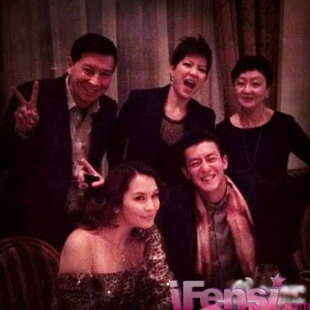 明星罕見(jiàn)全家福：周濤清新可人 吳尊全家俊男美女