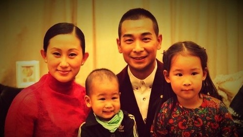 明星罕見全家福：周濤清新可人 吳尊全家俊男美女