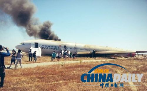 韓方向中領(lǐng)館確認客機失事遇難者為兩名中國女性