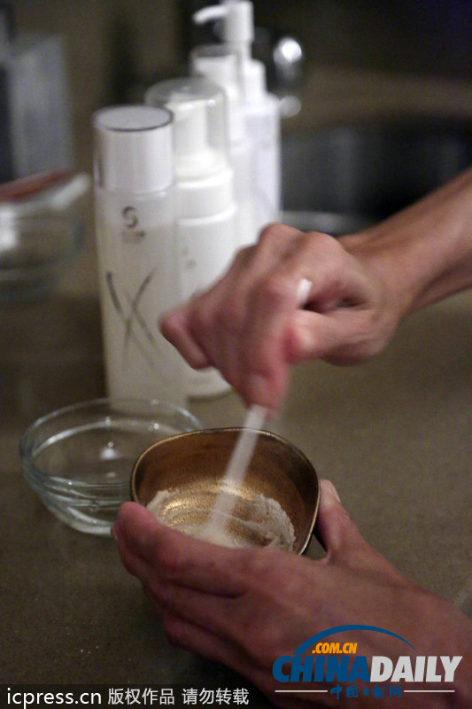 日本藝伎美容有道 用鳥(niǎo)屎面膜涂臉護(hù)膚（高清組圖）
