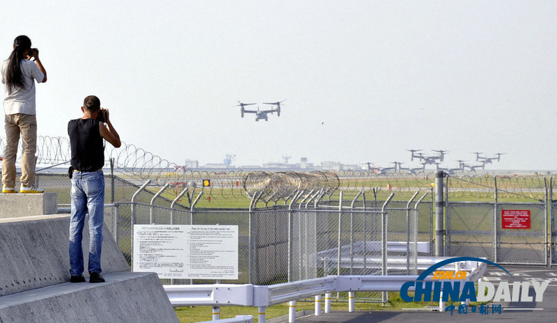 美軍“魚鷹”運(yùn)輸機(jī)飛往沖繩基地（高清組圖）