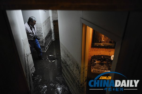 美國多地因暴雨發(fā)出洪水警報 已致1死3失蹤（圖）