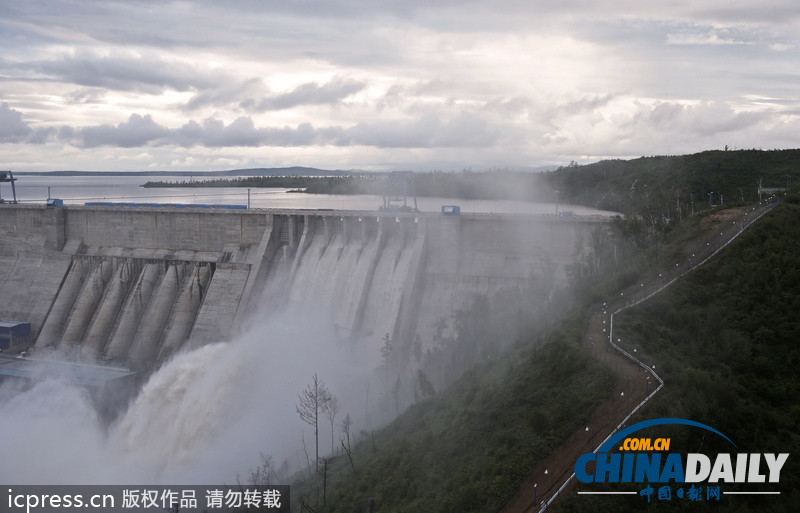 俄羅斯阿穆爾河水位上漲 城市進(jìn)入緊急狀態(tài)（高清組圖）