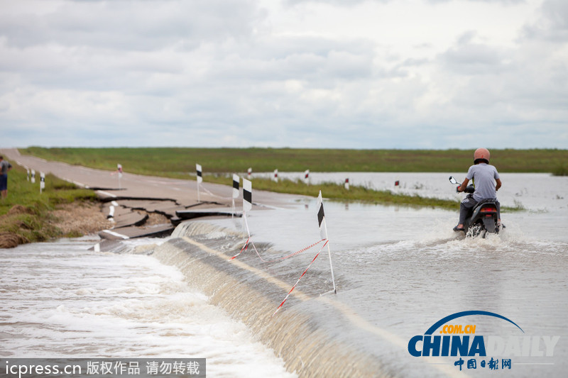 俄羅斯阿穆爾河水位上漲 城市進入緊急狀態(tài)（高清組圖）