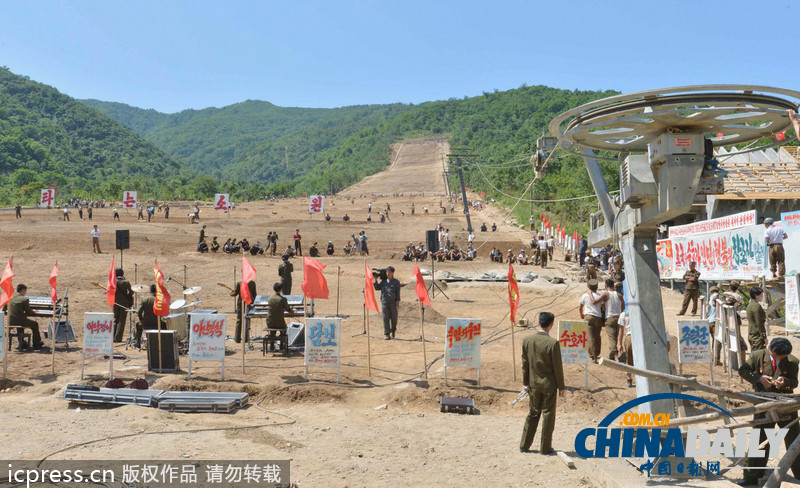朝鮮突擊建設(shè)馬息嶺滑雪場(chǎng) 響應(yīng)金正恩號(hào)召