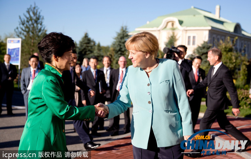 G20峰會結(jié)束 瑞典戰(zhàn)機靠近默克爾專機（圖）