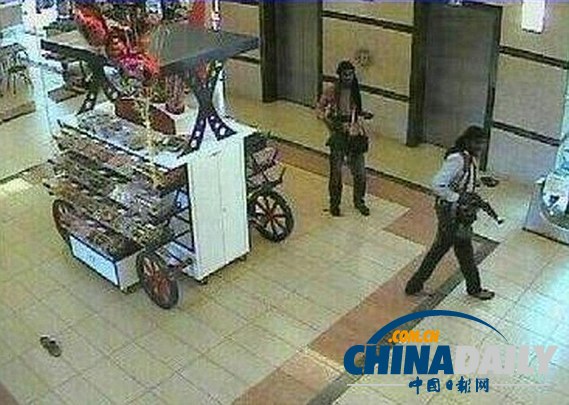 肯尼亞購物中心人質(zhì)全部獲救 SAS士兵勇救百人