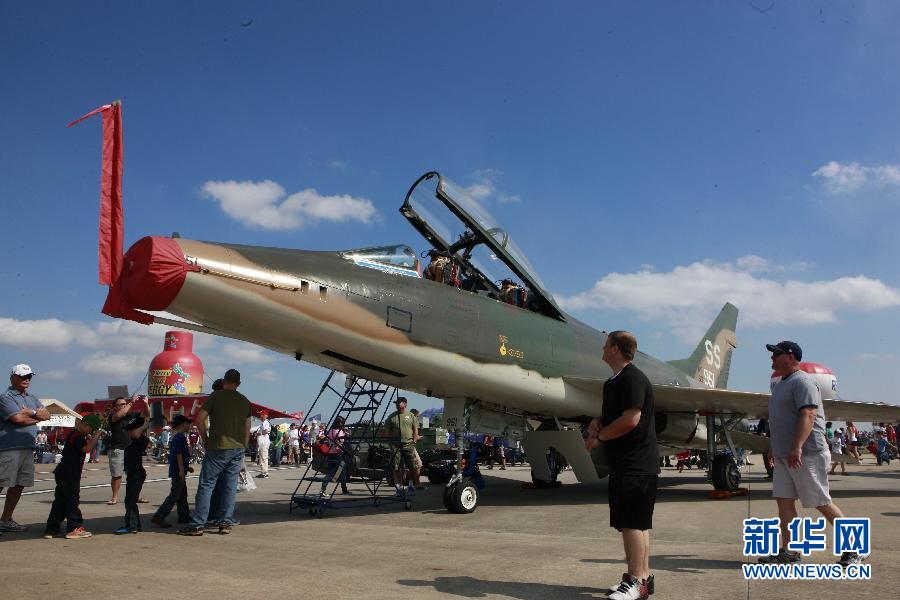休斯敦航空展開展 美國(guó)空軍“雷鳥”缺席