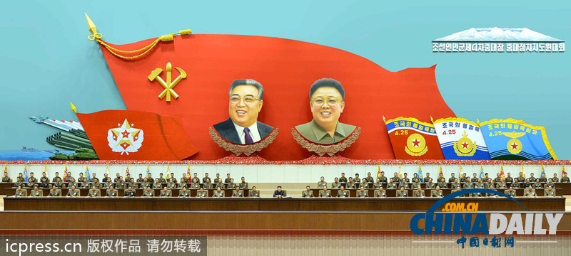 朝鮮最高領(lǐng)導(dǎo)人金正恩觀看軍人藝術(shù)慶典（圖）