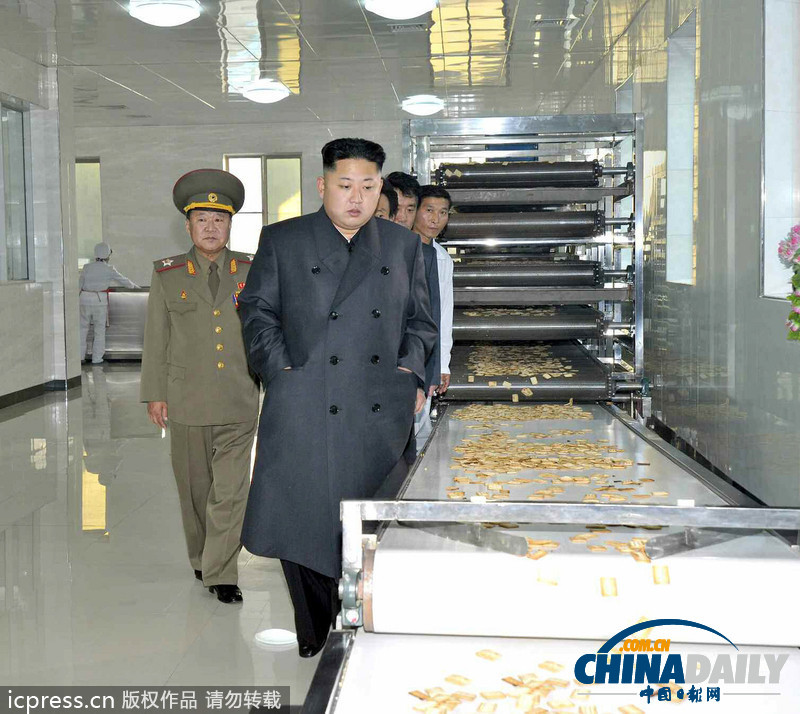 金正恩視察食品加工廠 對(duì)日常工作進(jìn)行現(xiàn)場指導(dǎo)