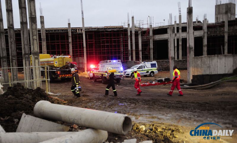 南非一在建商場(chǎng)坍塌 造成至少31人傷亡（組圖）
