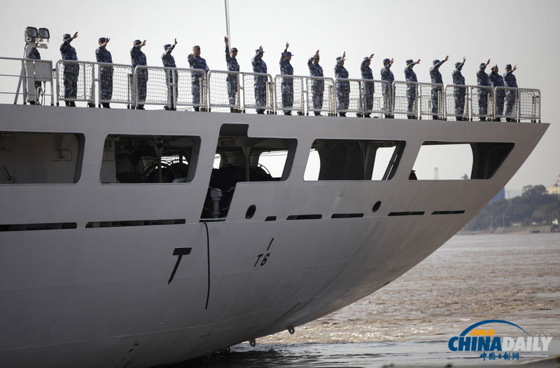 圖：中國(guó)派艦艇赴菲律賓醫(yī)療救助 為首次派出海外