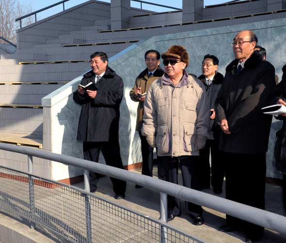 朝鮮機(jī)關(guān)報(bào)刊登圖文 紀(jì)念金正日逝世兩周年