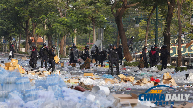 泰國反政府示威持續(xù) 抗議現場面面觀（組圖）