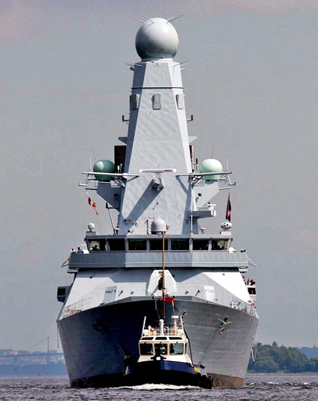 “歐洲第一艦”英國皇家海軍“勇敢”號(hào)訪問上海