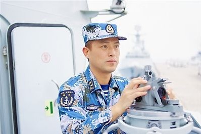 中國(guó)首艘052D艦配南海艦隊(duì) 首任艦長(zhǎng)曝光