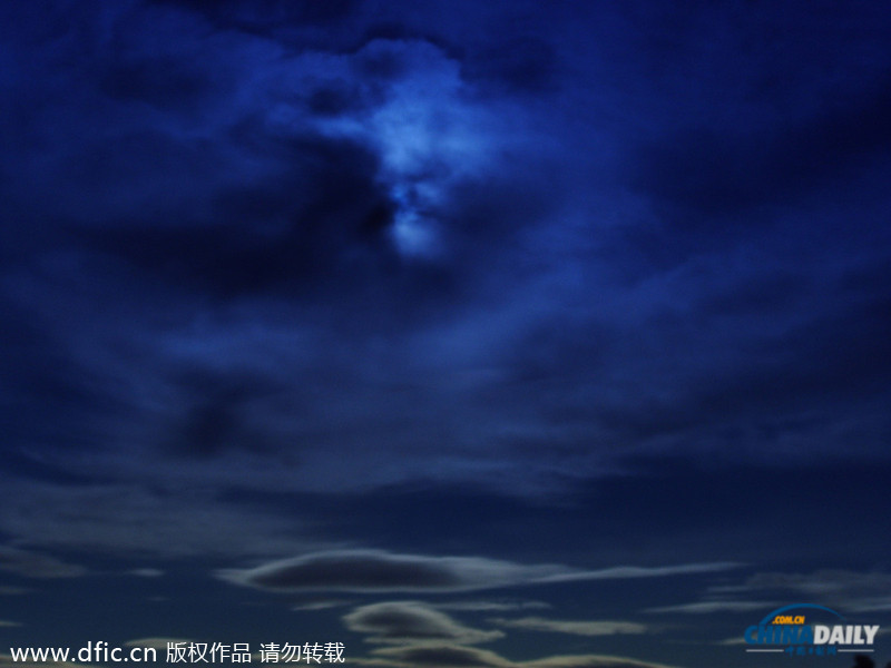 上帝顯靈？新西蘭云層浮現(xiàn)創(chuàng)世神威嚴臉龐