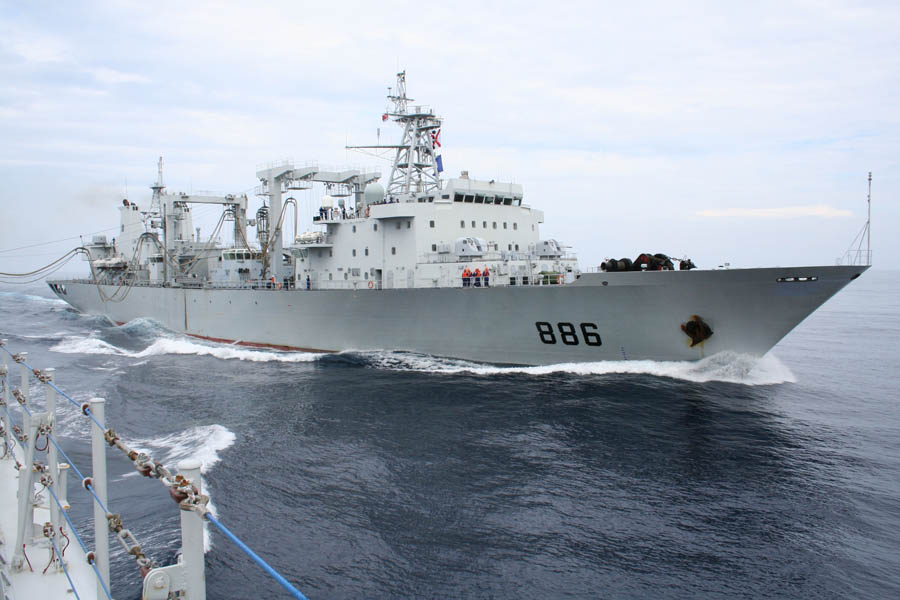 我海軍第二批增援艦只抵達(dá)任務(wù)海域 聯(lián)合搜尋馬航客機