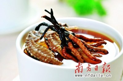 蟲草價(jià)格已是黃金兩倍 專家稱營(yíng)養(yǎng)價(jià)值等于蘑菇