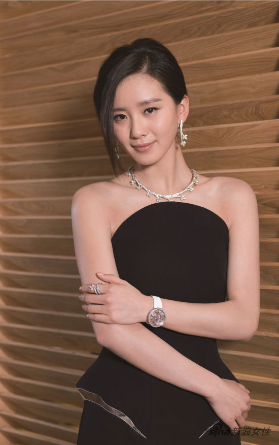 倪妮劉詩詩撞衫 小花旦PK優(yōu)雅名媛范兒