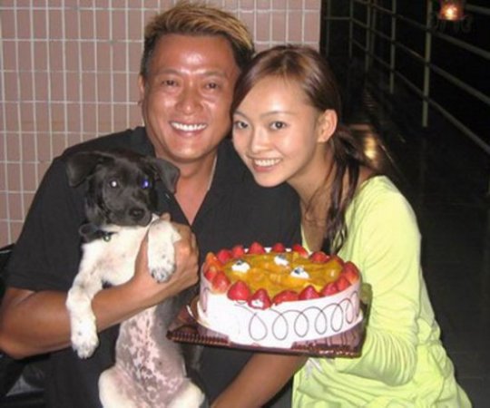 吳奇隆劉詩詩17歲之差 港臺(tái)大叔都愛找內(nèi)地嫩妻？