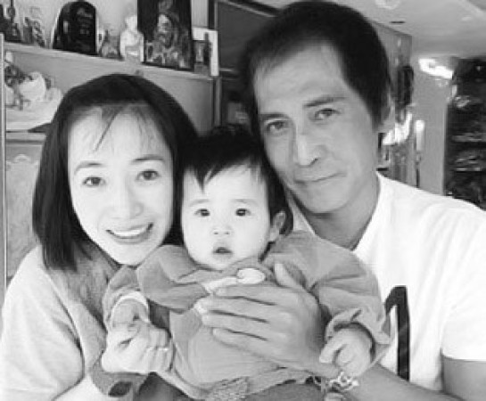 吳奇隆劉詩(shī)詩(shī)17歲之差 港臺(tái)大叔都愛找內(nèi)地嫩妻？