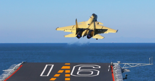 對比中美戰(zhàn)斗機：F/A-18E/F優(yōu)于殲-15