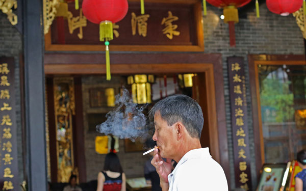 New smoking rule has little effect