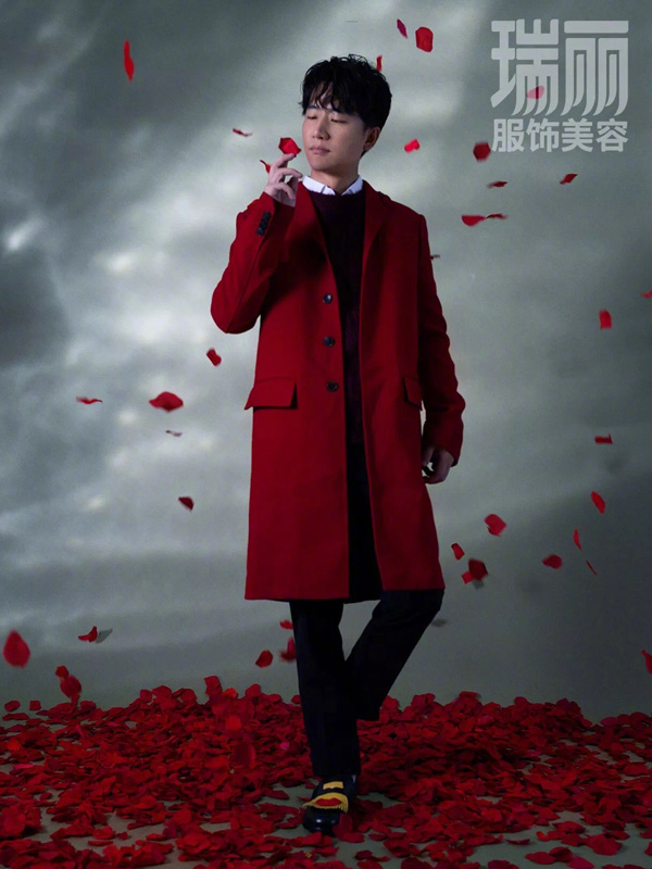 過年啦！來和明星學(xué)學(xué)怎樣穿紅衣最好看（組圖）