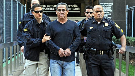 Gang Charged with Fraud 美國(guó)指控醫(yī)療詐騙團(tuán)伙