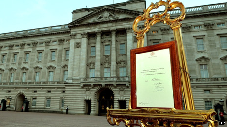 Royal baby: 王室寶寶將迎來(lái)怎樣的生活？