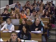 英國(guó)大學(xué)輟學(xué)率達(dá)21%