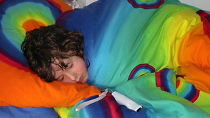 Was your mum right to send you to bed? 你幾點(diǎn)睡覺(jué)？