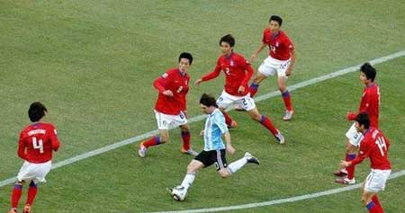 Messi VS Maradona 梅西能否成為馬拉多納第二？