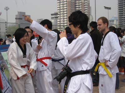 對外經(jīng)貿(mào)大學(xué)第13屆社團(tuán)文化節(jié)開幕