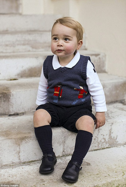 洞洞鞋又被喬治帶火了！