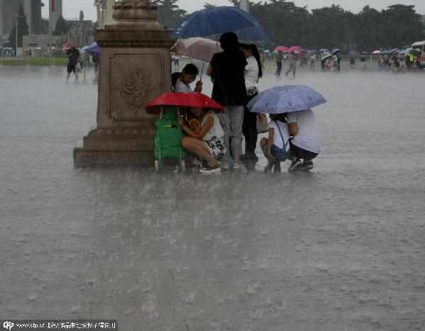 降雨不斷，多地現(xiàn)“看海”景觀