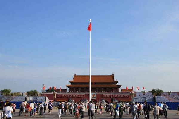網(wǎng)友爭曬“閱兵藍(lán)”