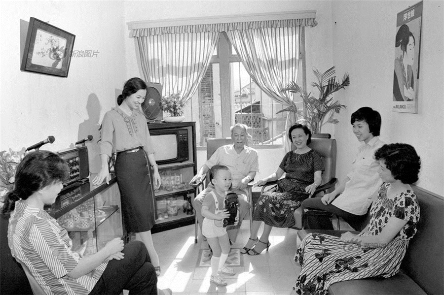 老照片：上世紀(jì)八九十年代的富裕家庭什么樣？（組圖）